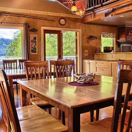 Wild Coast Wilderness Resort Port Renfrew Exterior photo